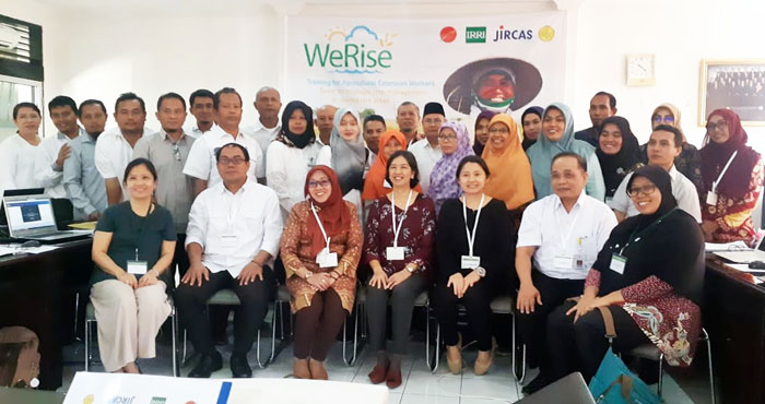 Siti Munifah: Penyuluhan Berbasis TIK Tuntutan Pertanian Era 4.0